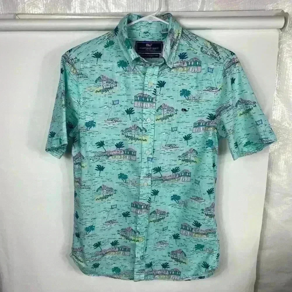 Vineyard Vine’s Classic Fit Whale Shirt XS